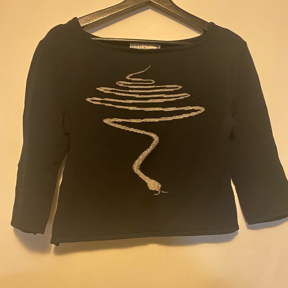 Angelica Val authentic size large top
